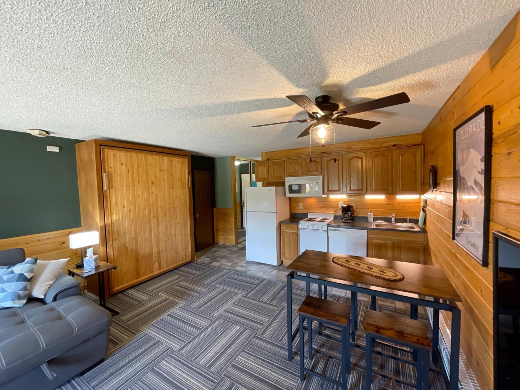 Relax, Adventure, Views, Amenities+memories Appartement Granby