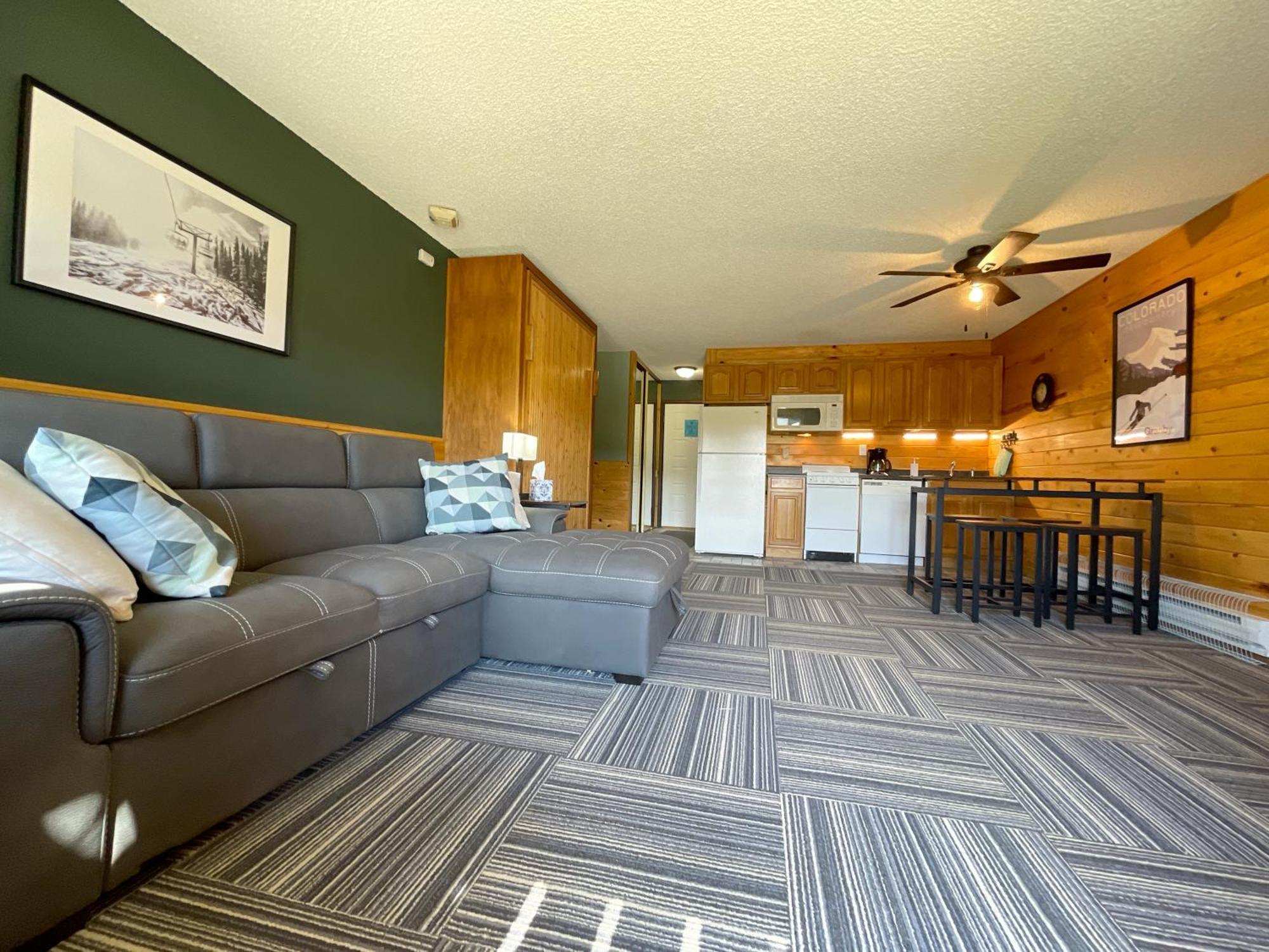 Relax, Adventure, Views, Amenities+memories